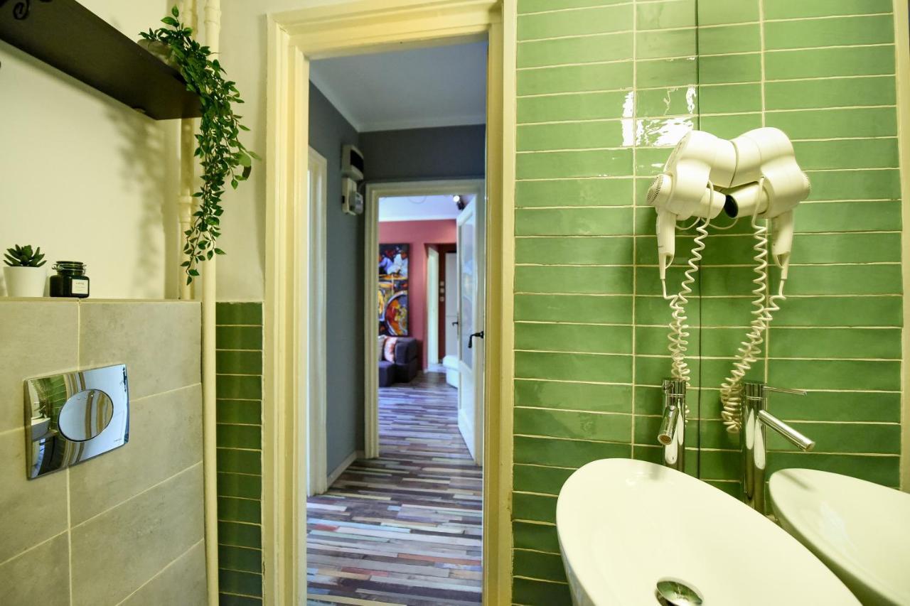 Captivating Old Town Apartment Бухарест Екстер'єр фото