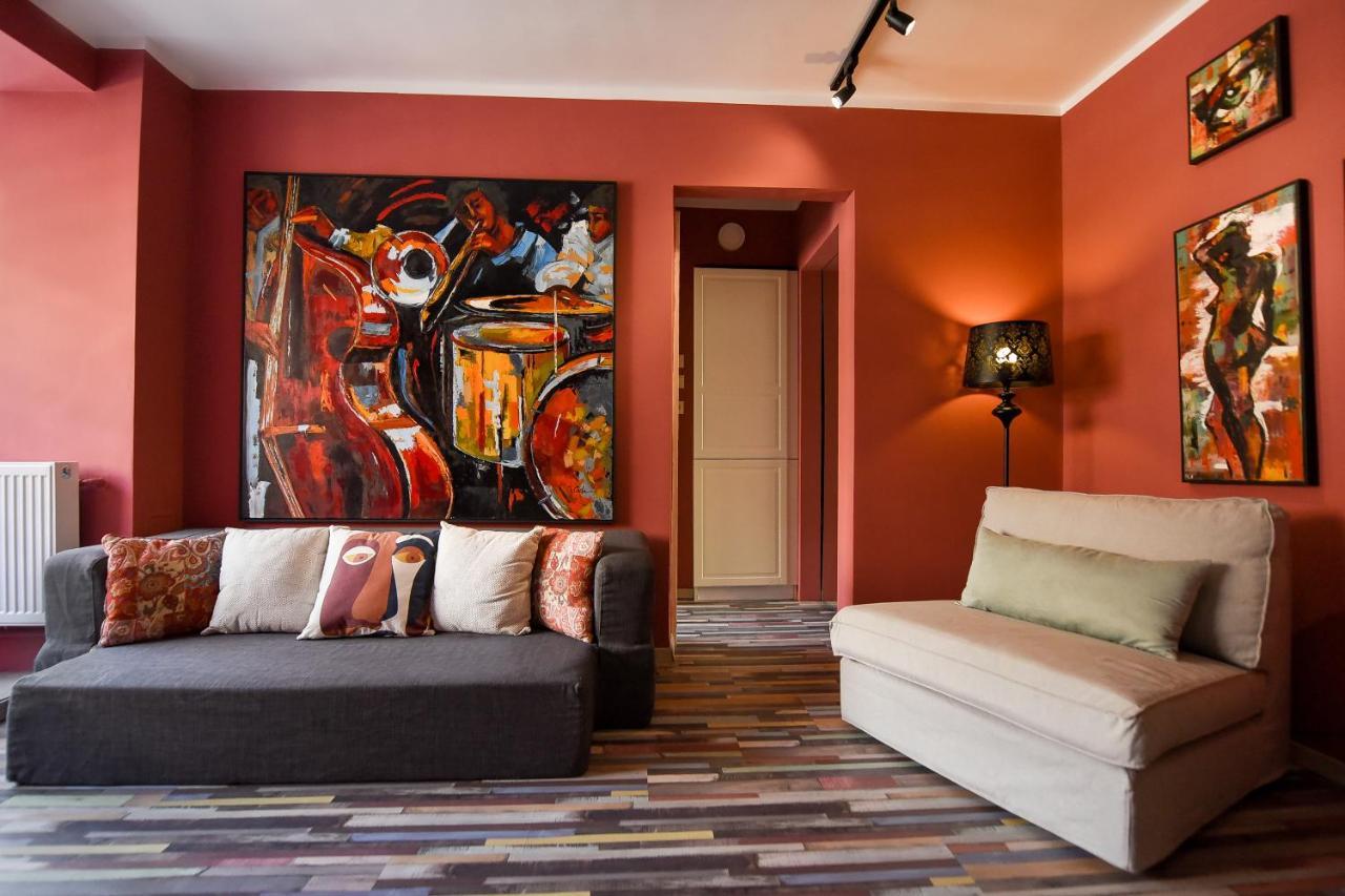 Captivating Old Town Apartment Бухарест Екстер'єр фото