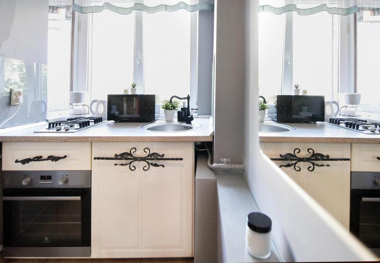 Captivating Old Town Apartment Бухарест Екстер'єр фото